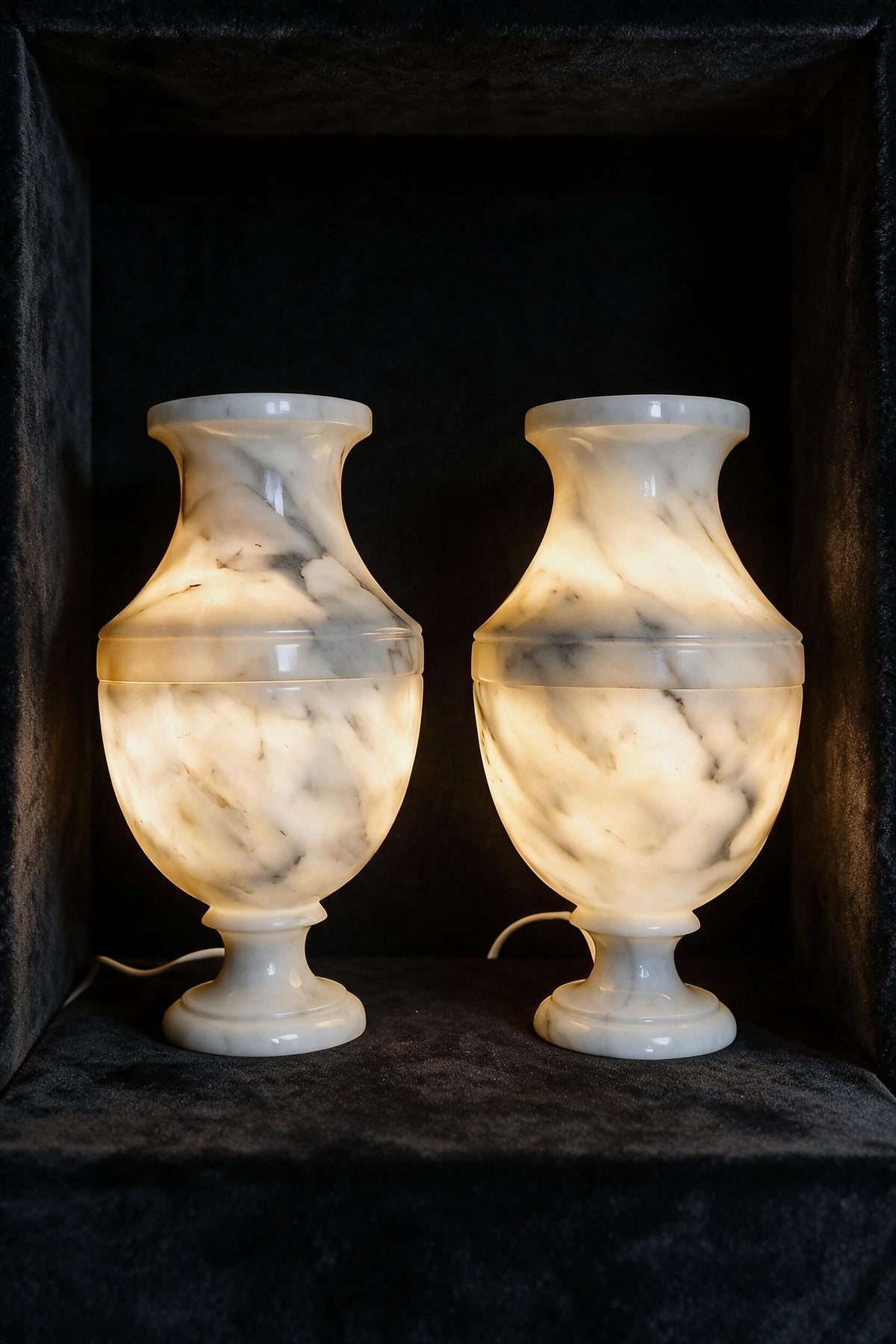 Italian Carrara Classic Luminara